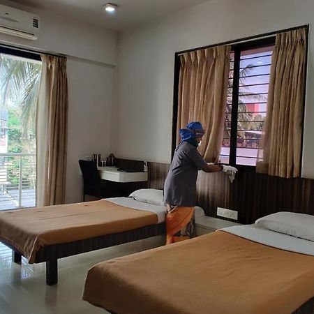 Aashiyana Inn Nashik Ngoại thất bức ảnh