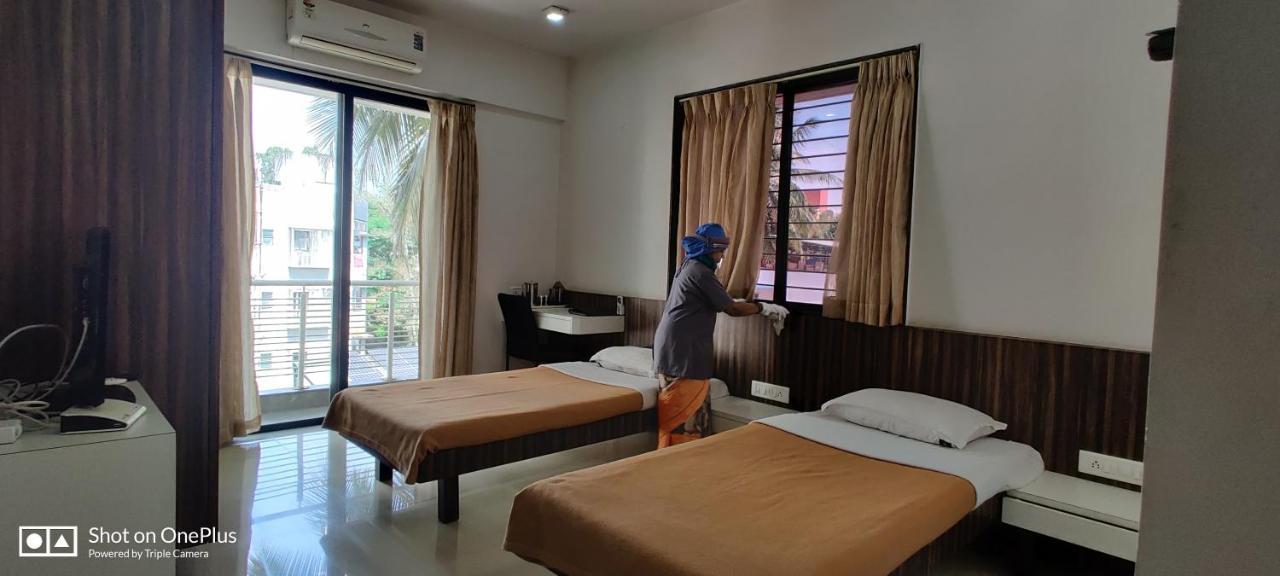 Aashiyana Inn Nashik Ngoại thất bức ảnh